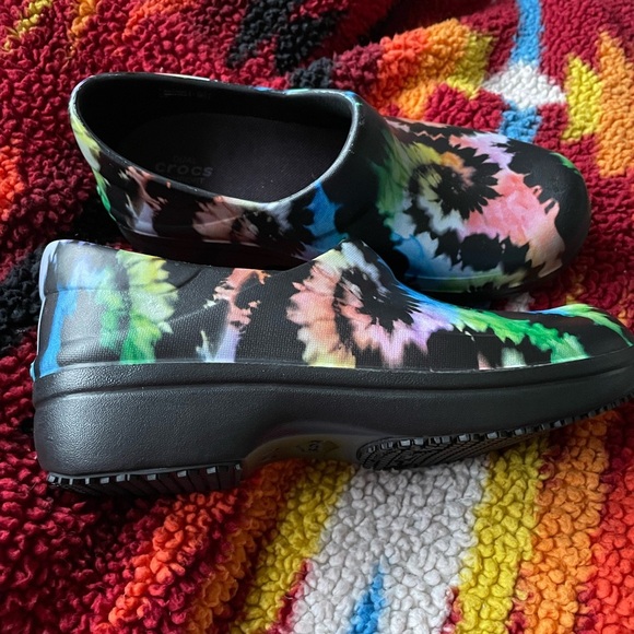 Crocs Go Work Neria pro 11 dual comfort tie dye medical nursing clogs NEW 6 - Picture 3 of 9